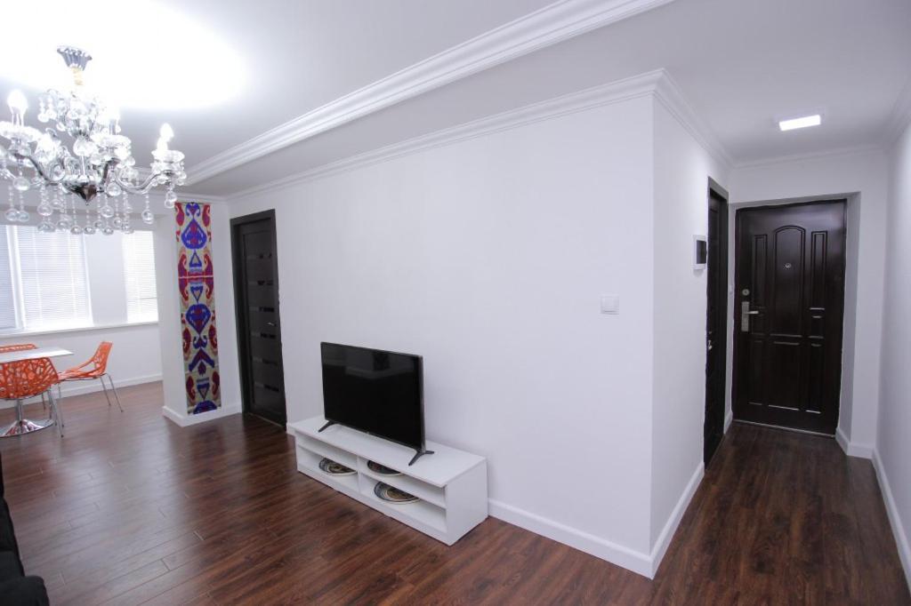Overlooking Registan Square Luxury 2 Bedrooms Apartment Samarkand Exterior photo